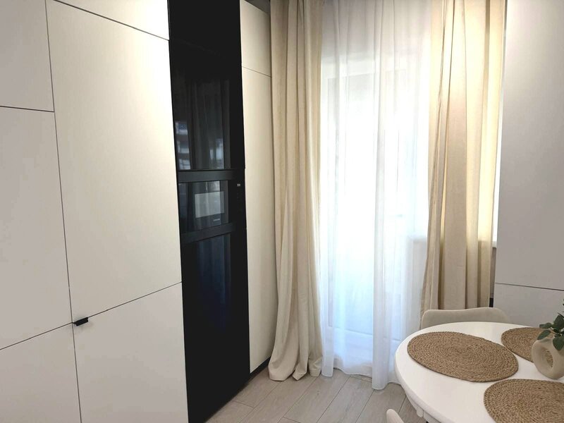 Metrou Berceni, 81 Residence, apartament premium 2 camere, piscina.